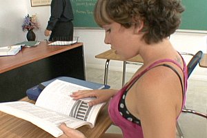 诱奷小箩莉h文短篇推荐